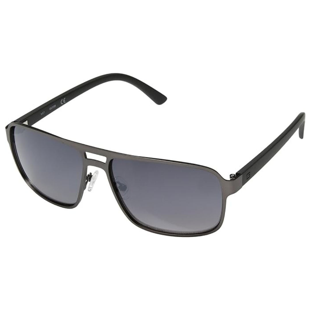 GUESS GF0192 sunglasses. Square aviator frame.